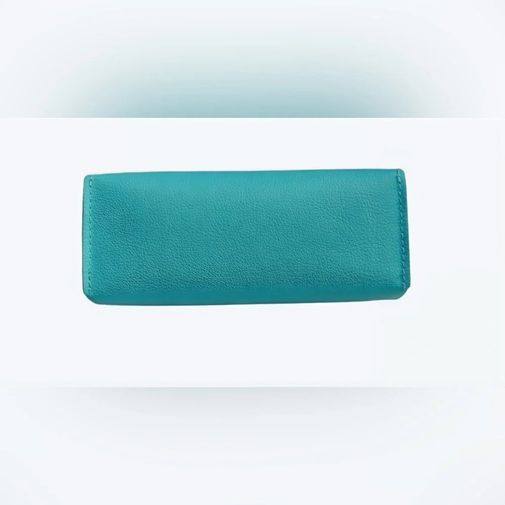 Tiffany Glasses Case Tiffany Blue Leather w cleaning cloth excellent condition